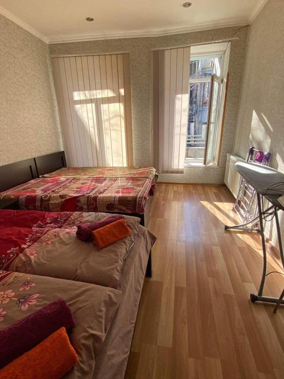 Nutsa'S Apartment In Old Tbilisi Eksteriør billede